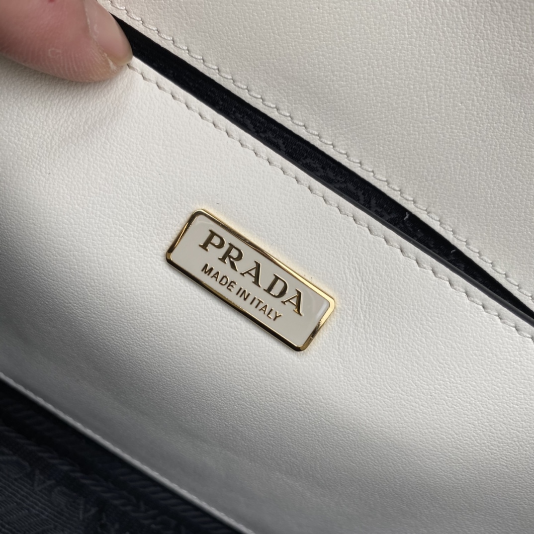 Prada Embleme Leather Shoulder Bag Handbag White 1BD320